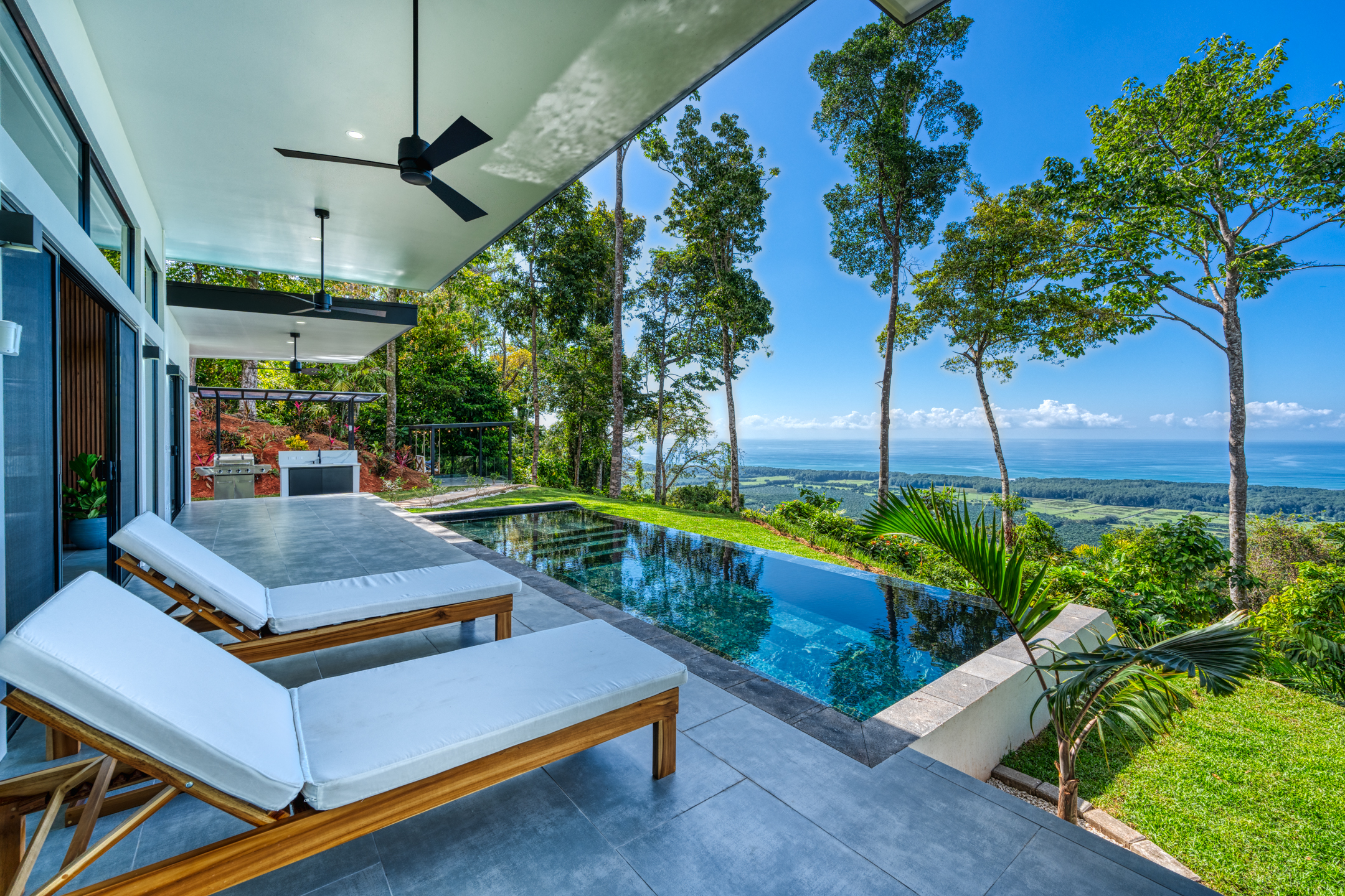 3 bed Single Family Homes For Sale in Quepos, Puntarenas - thumb 3