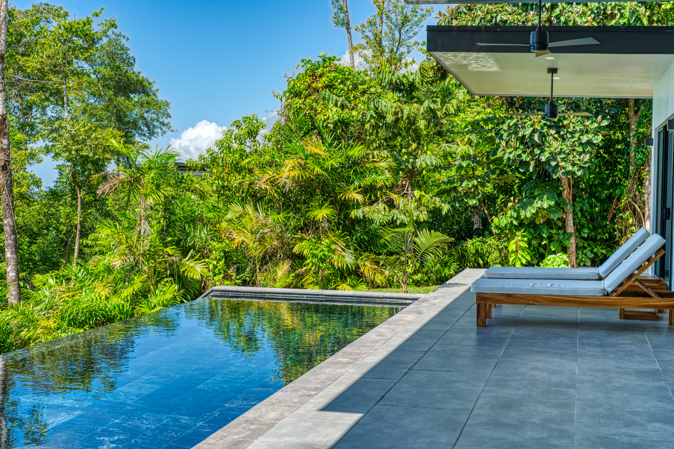 3 bed Single Family Homes For Sale in Quepos, Puntarenas - thumb 16