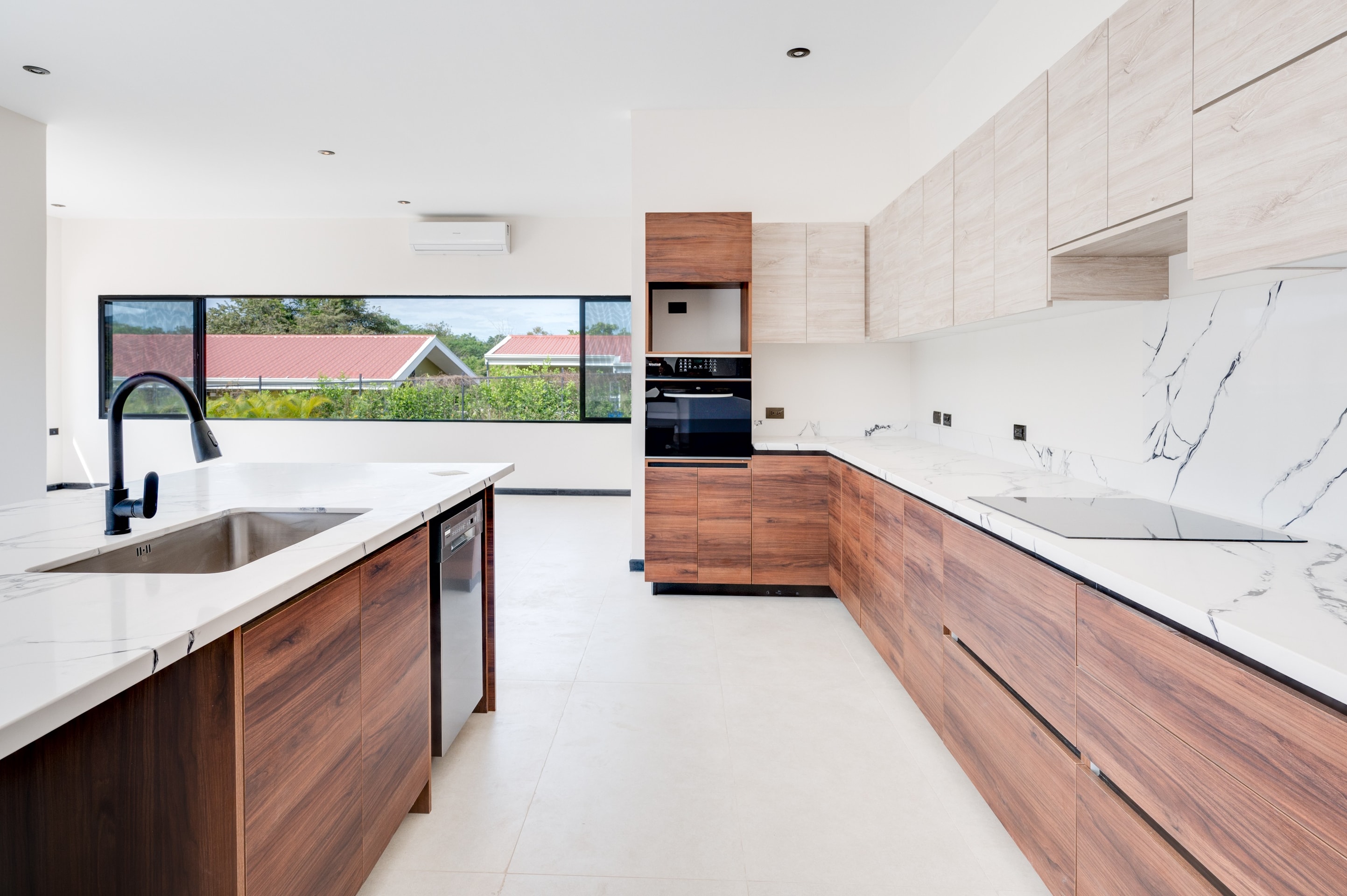 3 bed Single Family Homes For Sale in Playa Potrero, Guanacaste - thumb 4