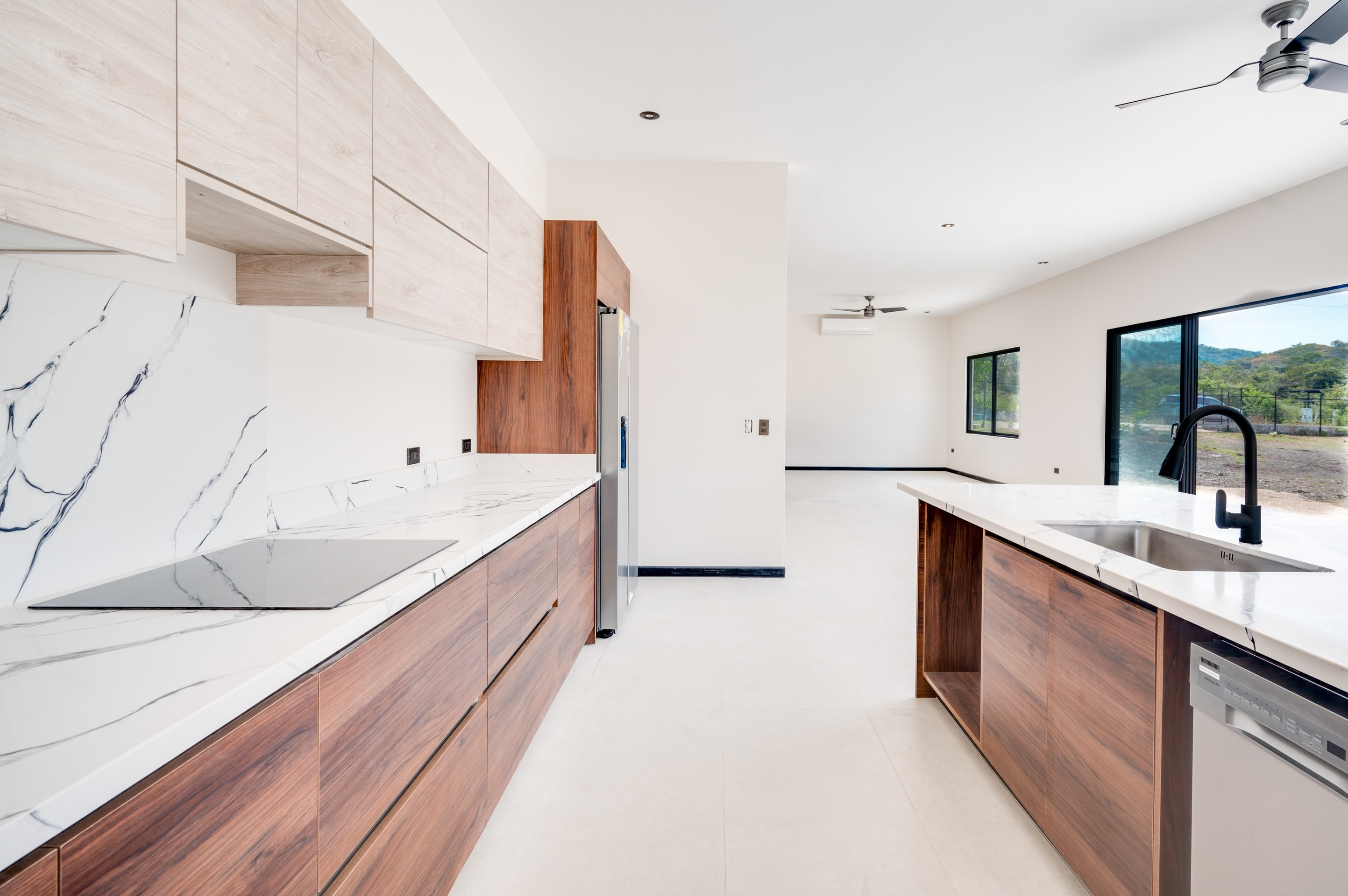 3 bed Single Family Homes For Sale in Playa Potrero, Guanacaste - thumb 5