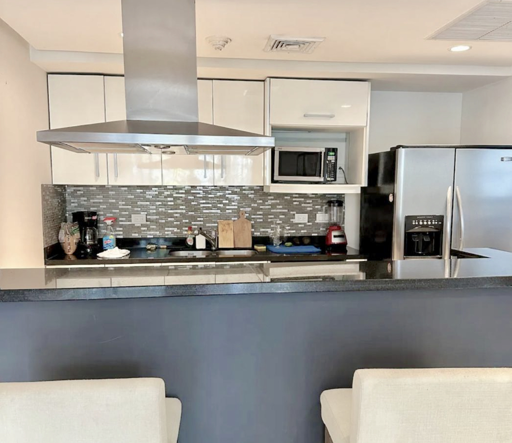 1 bed Apartment For Sale in Escazu, San Jose - thumb 1