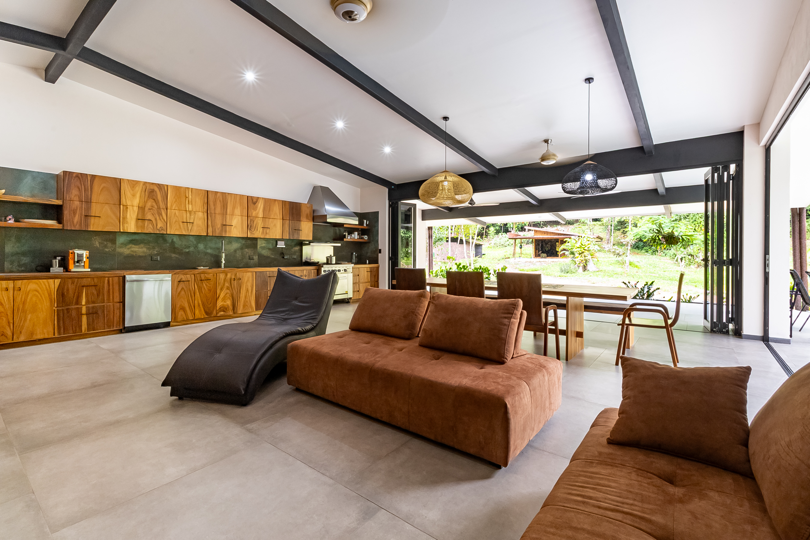 4 bed Single Family Homes For Sale in Ojochal, Puntarenas - thumb 5