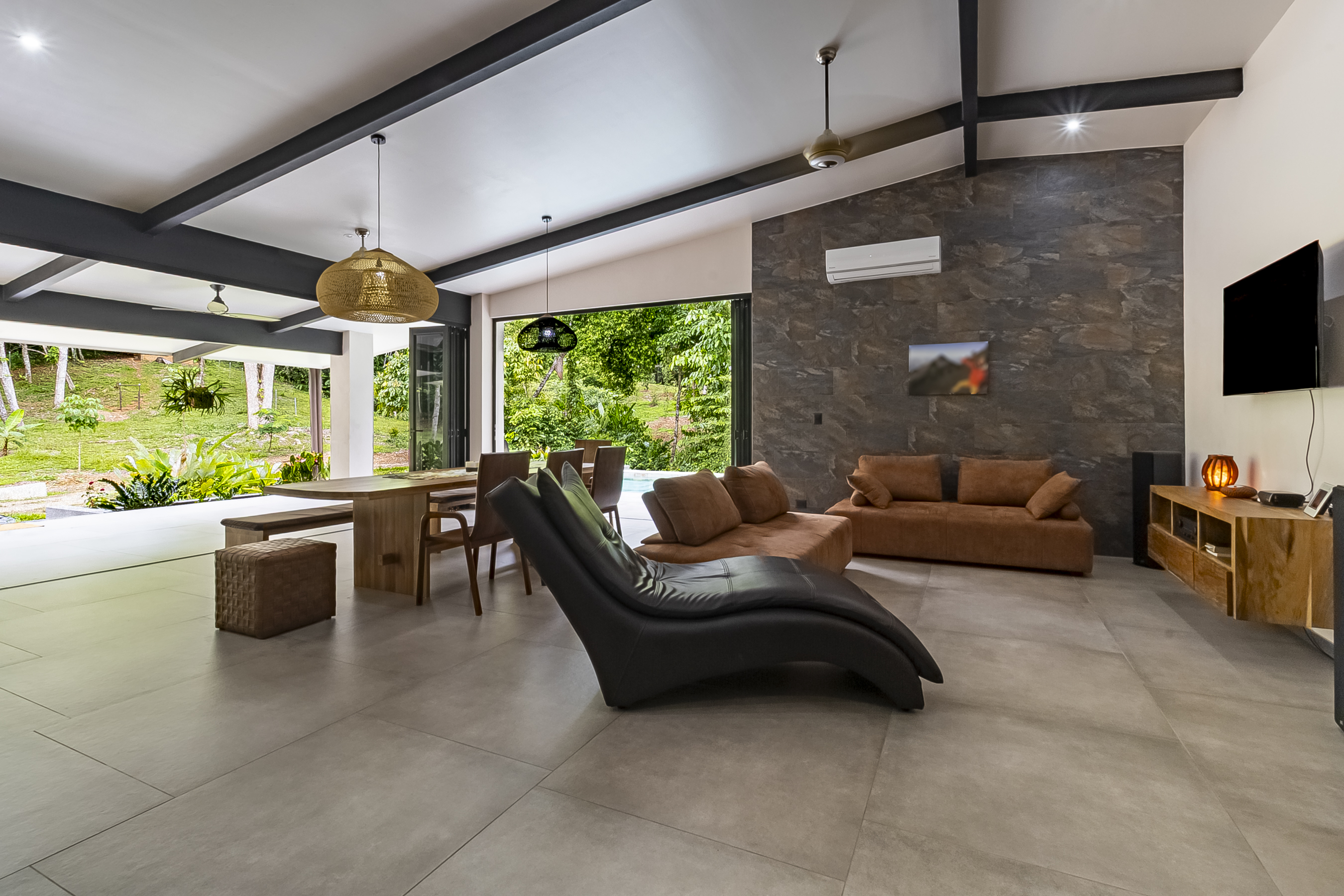 4 bed Single Family Homes For Sale in Ojochal, Puntarenas - thumb 6