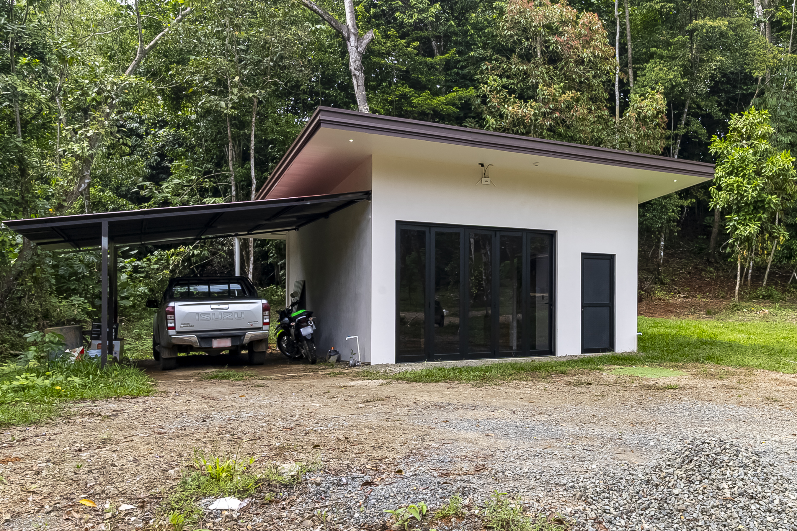 4 bed Single Family Homes For Sale in Ojochal, Puntarenas - thumb 24