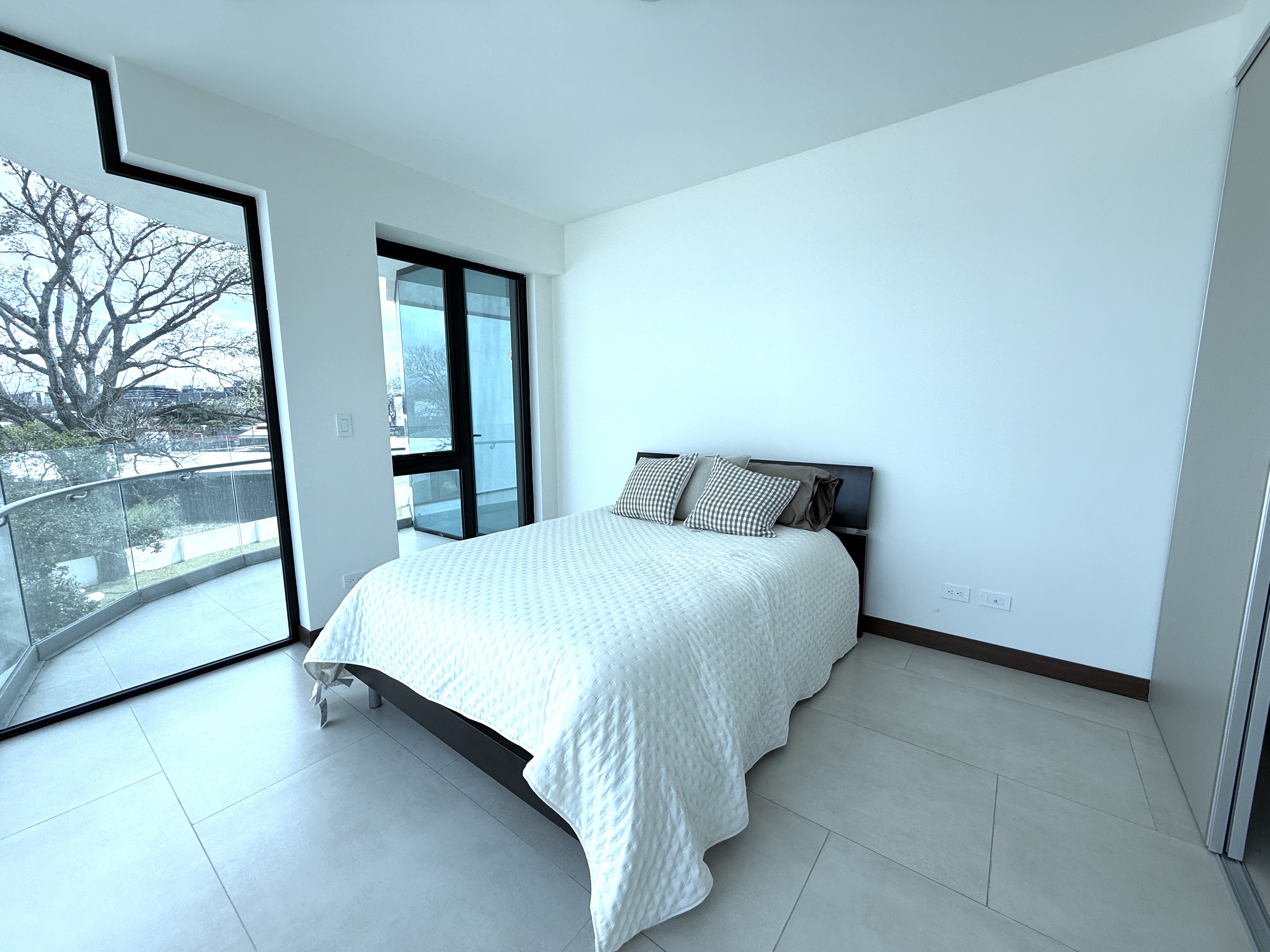 2 bed Apartment For Sale in Escazu, San Jose - thumb 12