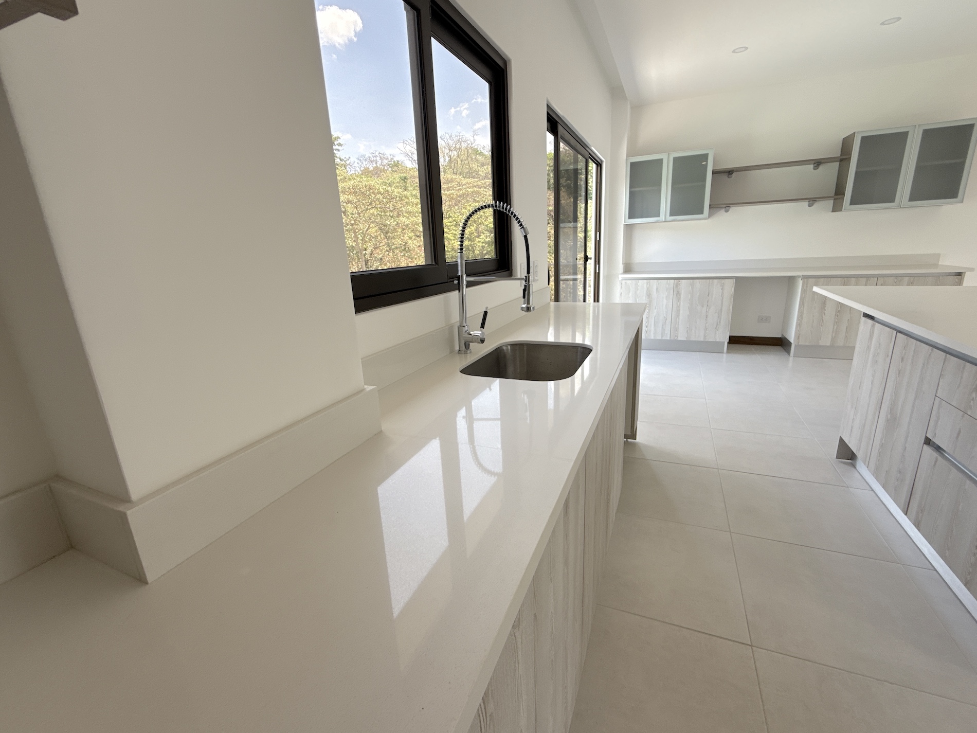 3 bed Apartment For Sale in Santa Ana, San Jose - thumb 9