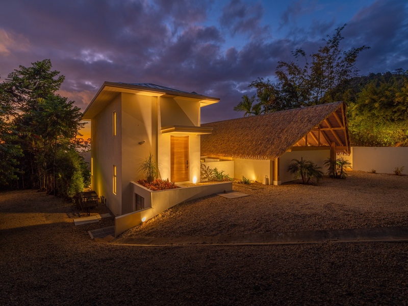 7 bed Single Family Homes For Sale in Dominical, Puntarenas - photo 3