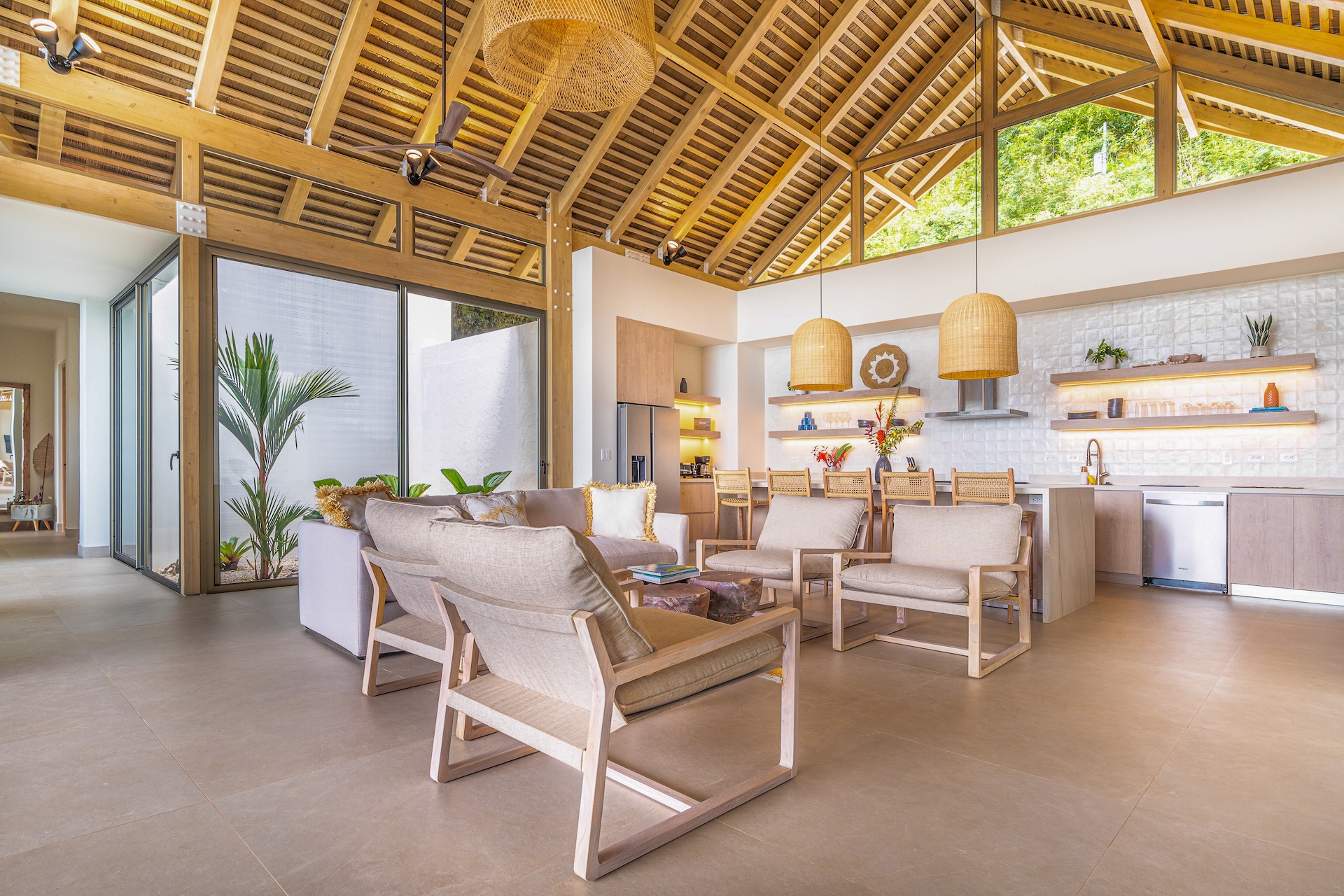 7 bed Single Family Homes For Sale in Dominical, Puntarenas - thumb 6