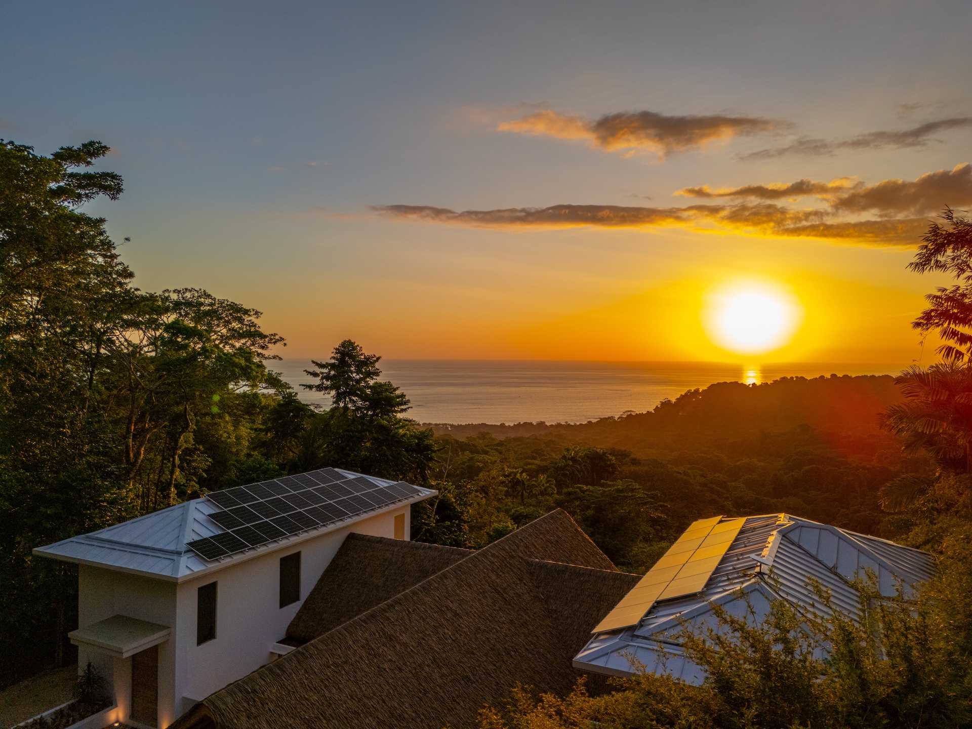 7 bed Single Family Homes For Sale in Dominical, Puntarenas - thumb 11
