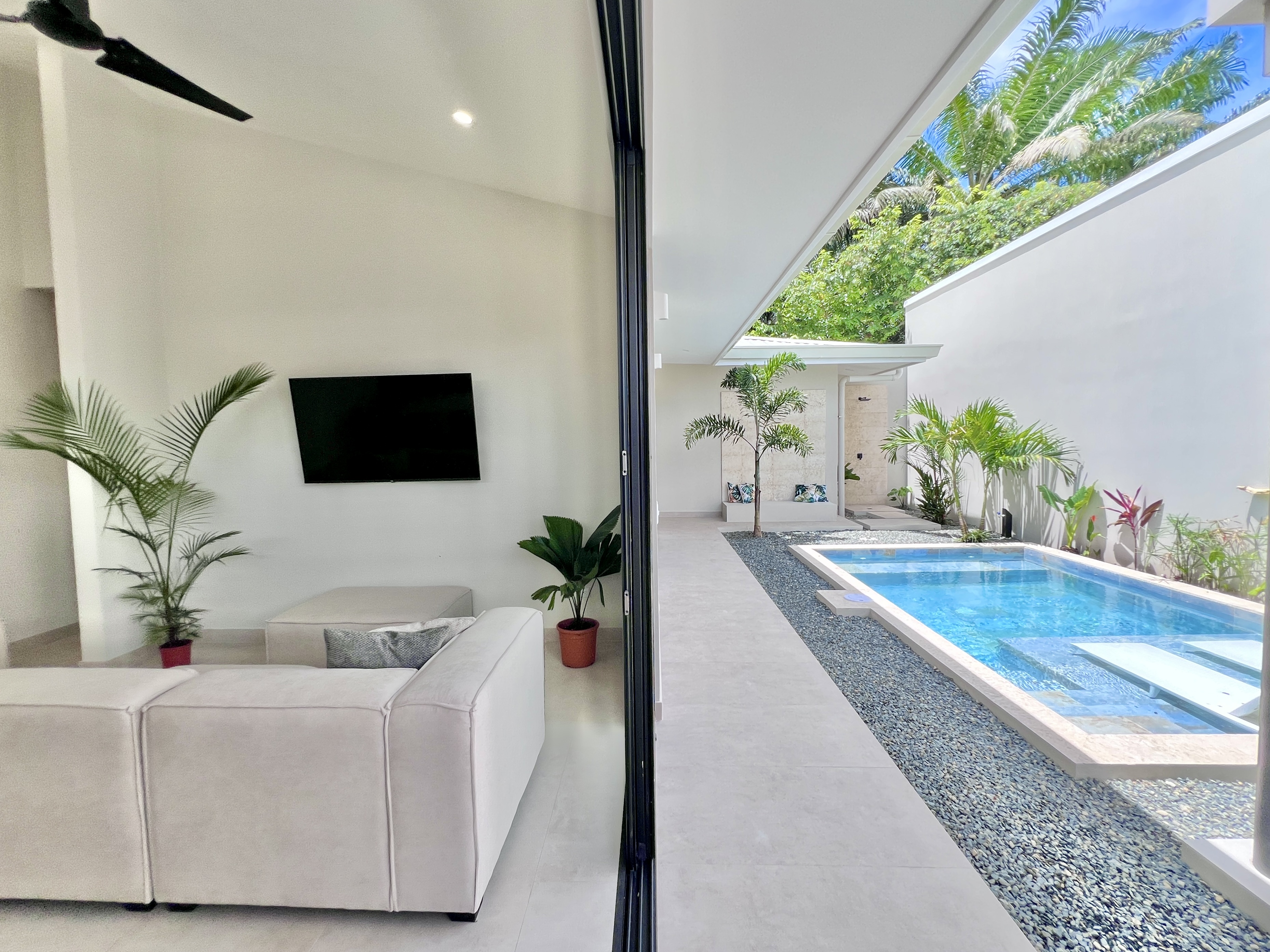 2 bed Single Family Homes For Sale in Quepos, Puntarenas - thumb 2