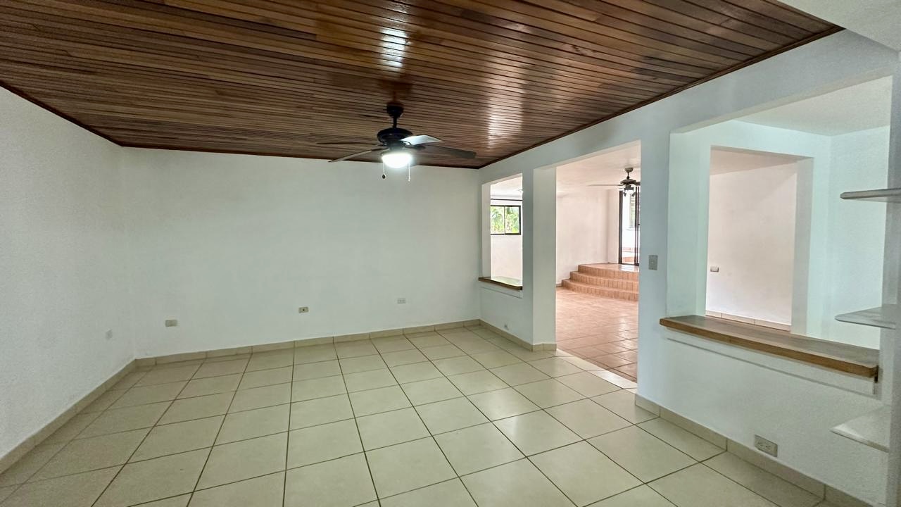 7 bed Single Family Homes For Sale in Atenas, Alajuela - thumb 5