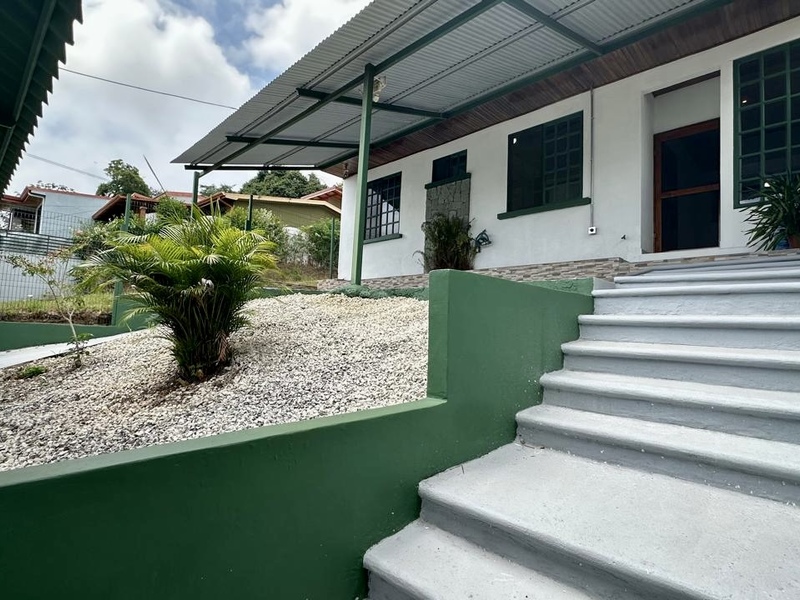 7 bed Single Family Homes For Sale in Atenas, Alajuela - 1