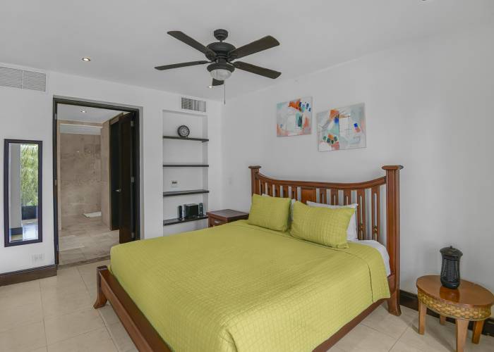 4 bed Single Family Homes For Sale in Herradura, Puntarenas - thumb 9