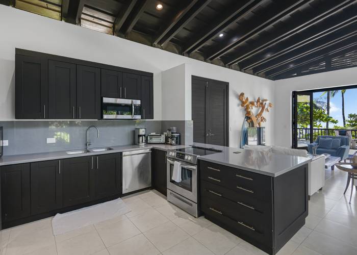 4 bed Single Family Homes For Sale in Herradura, Puntarenas - thumb 3