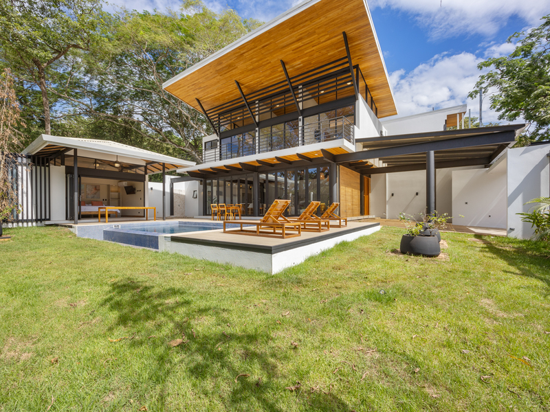 4 bed Single Family Homes For Sale in Tamarindo, Guanacaste - 1