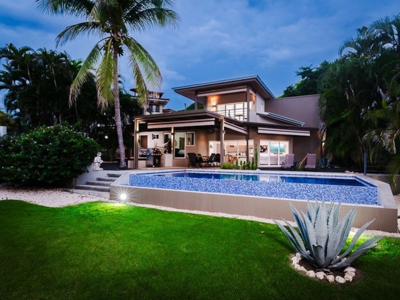 9 bed Single Family Homes For Sale in Tamarindo, Guanacaste - 1