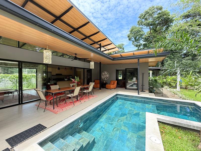 2 bed Single Family Homes For Sale in Puerto Viejo, Limón - 1