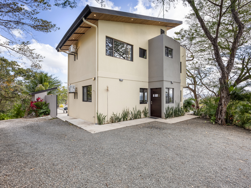 4 bed Single Family Homes For Sale in Playa Grande, Guanacaste - 1