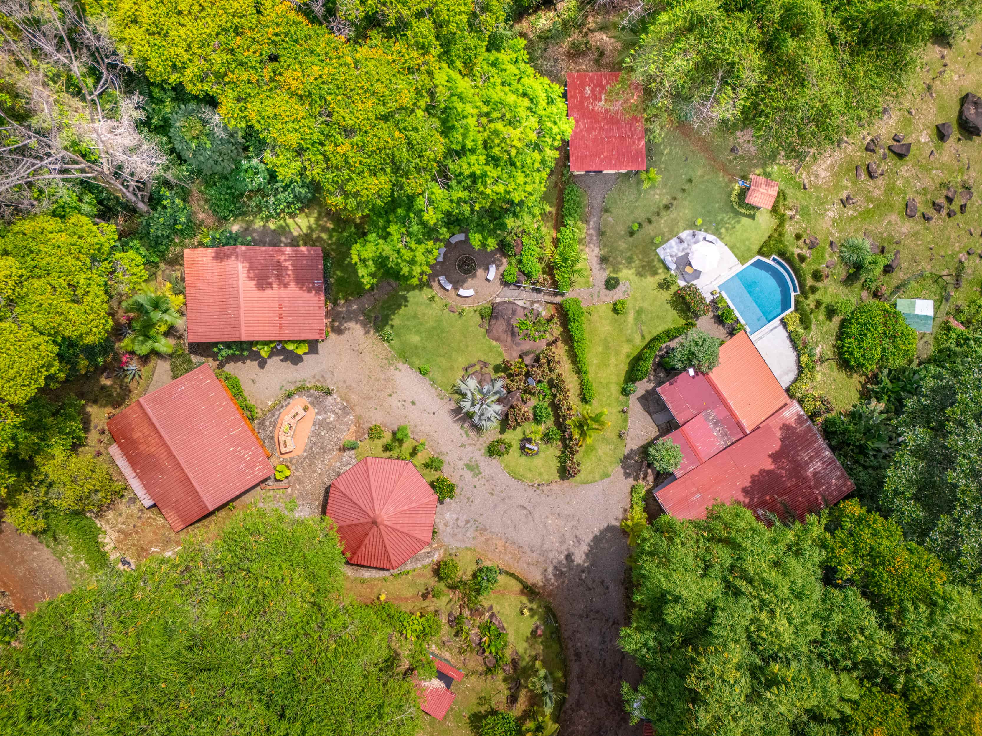 4 bed Hotel / Leisure For Sale in Dominical, Puntarenas - thumb 1