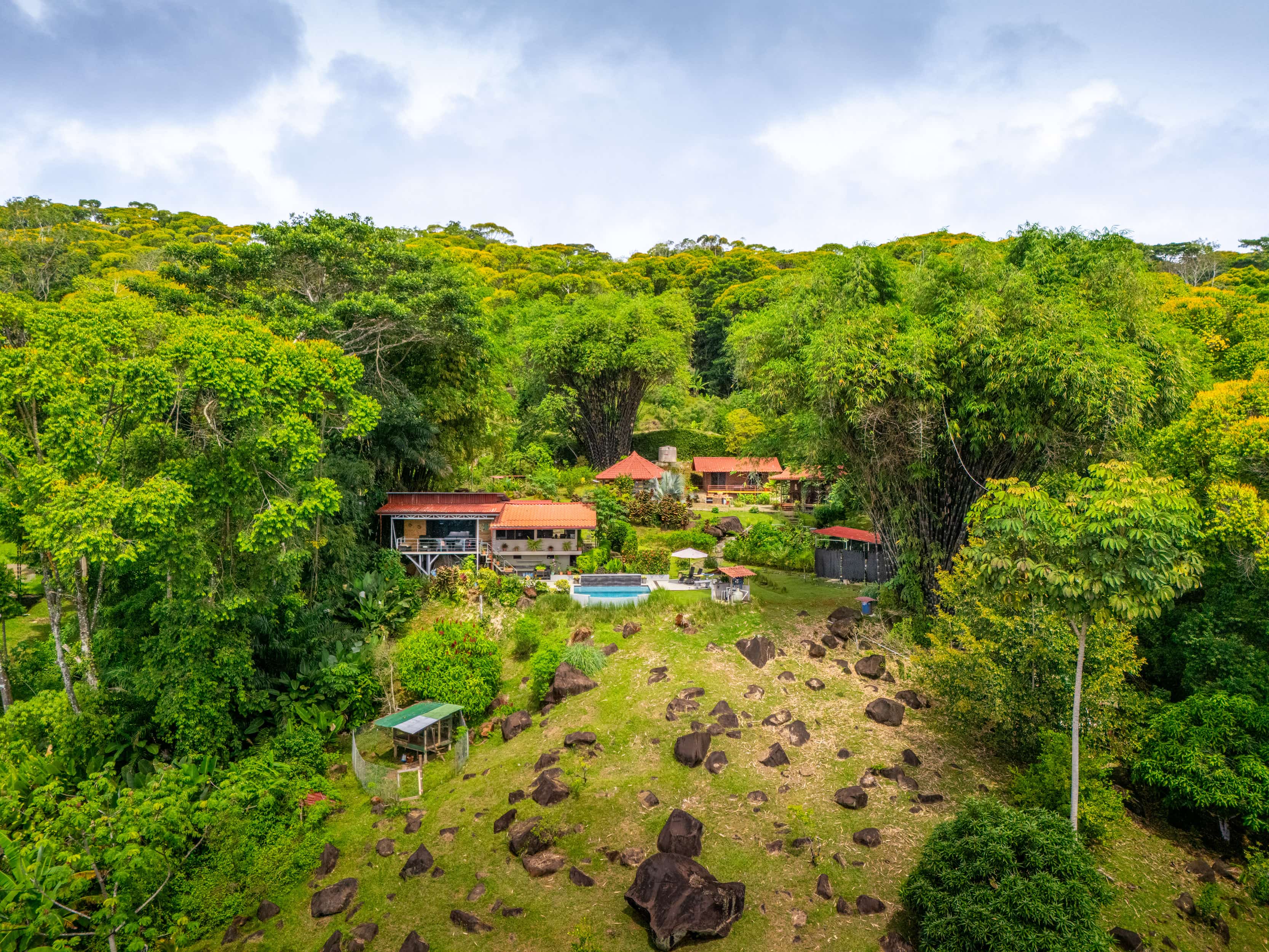 4 bed Hotel / Leisure For Sale in Dominical, Puntarenas - thumb 2