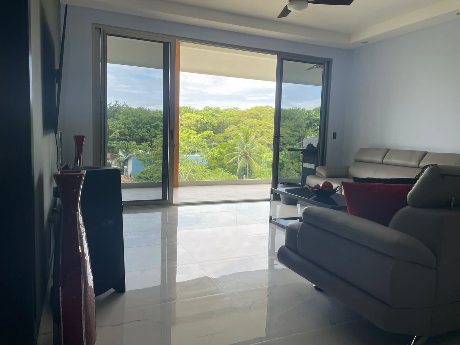 6 bed Apartment For Sale in Santa Teresa, Puntarenas - thumb 1