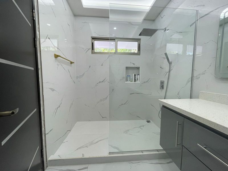 6 bed Apartment For Sale in Santa Teresa, Puntarenas - photo 14