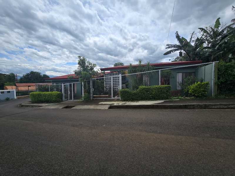 4 bed Single Family Homes For Sale in Atenas, Alajuela - 1