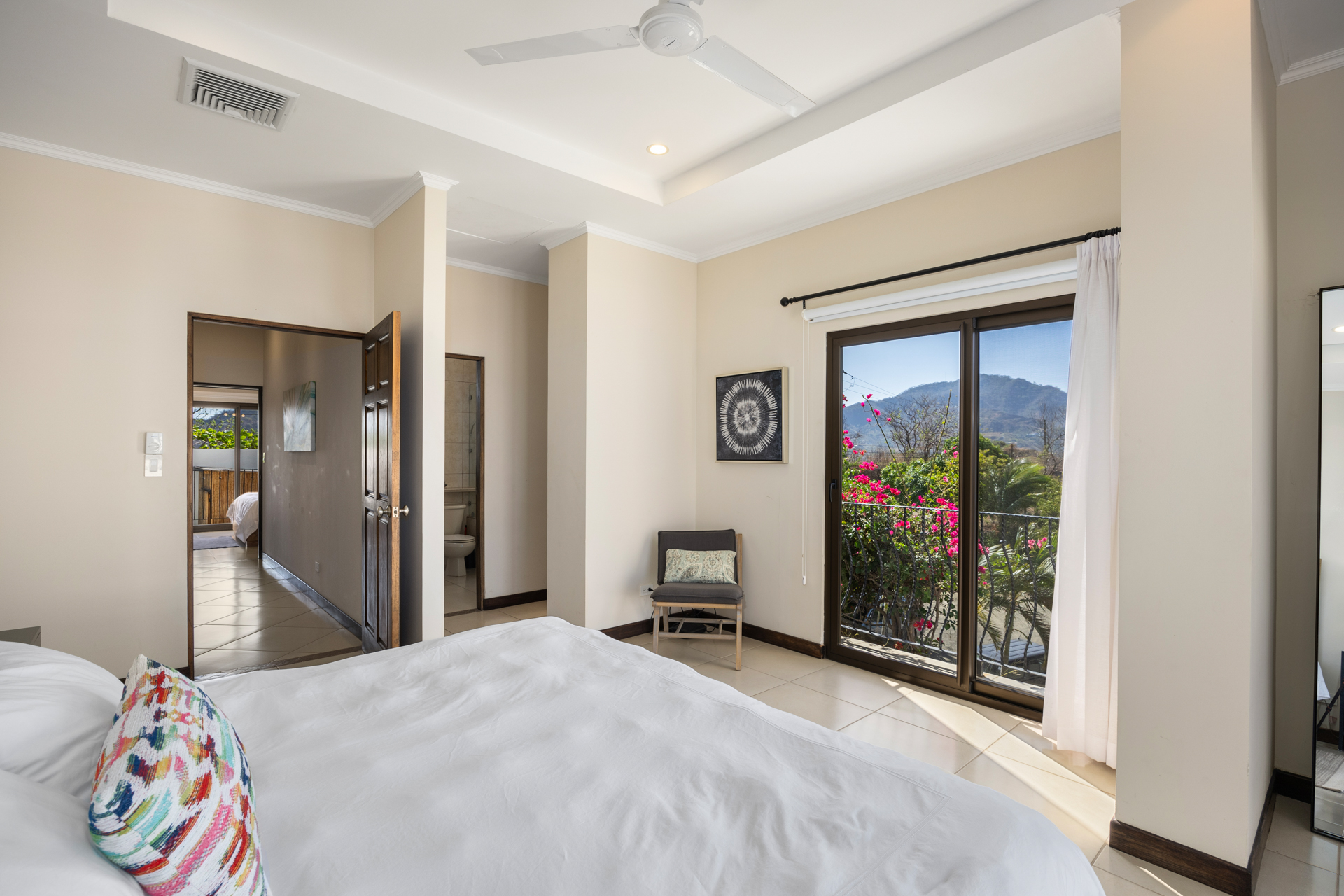 2 bed Condo For Sale in Playa Flamingo, Guanacaste - thumb 14