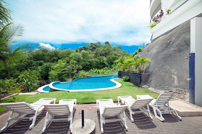 2 bed Condo For Sale in Playa Flamingo, Guanacaste - thumb 26