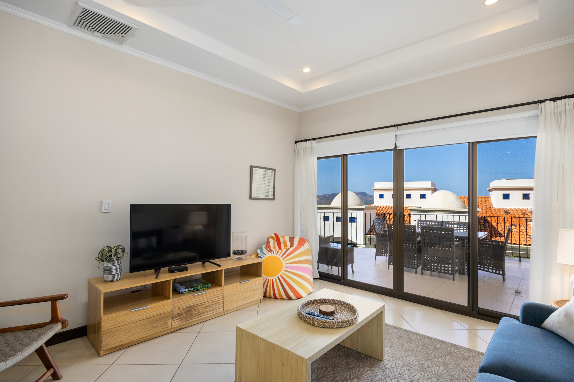 2 bed Condo For Sale in Playa Flamingo, Guanacaste - thumb 7