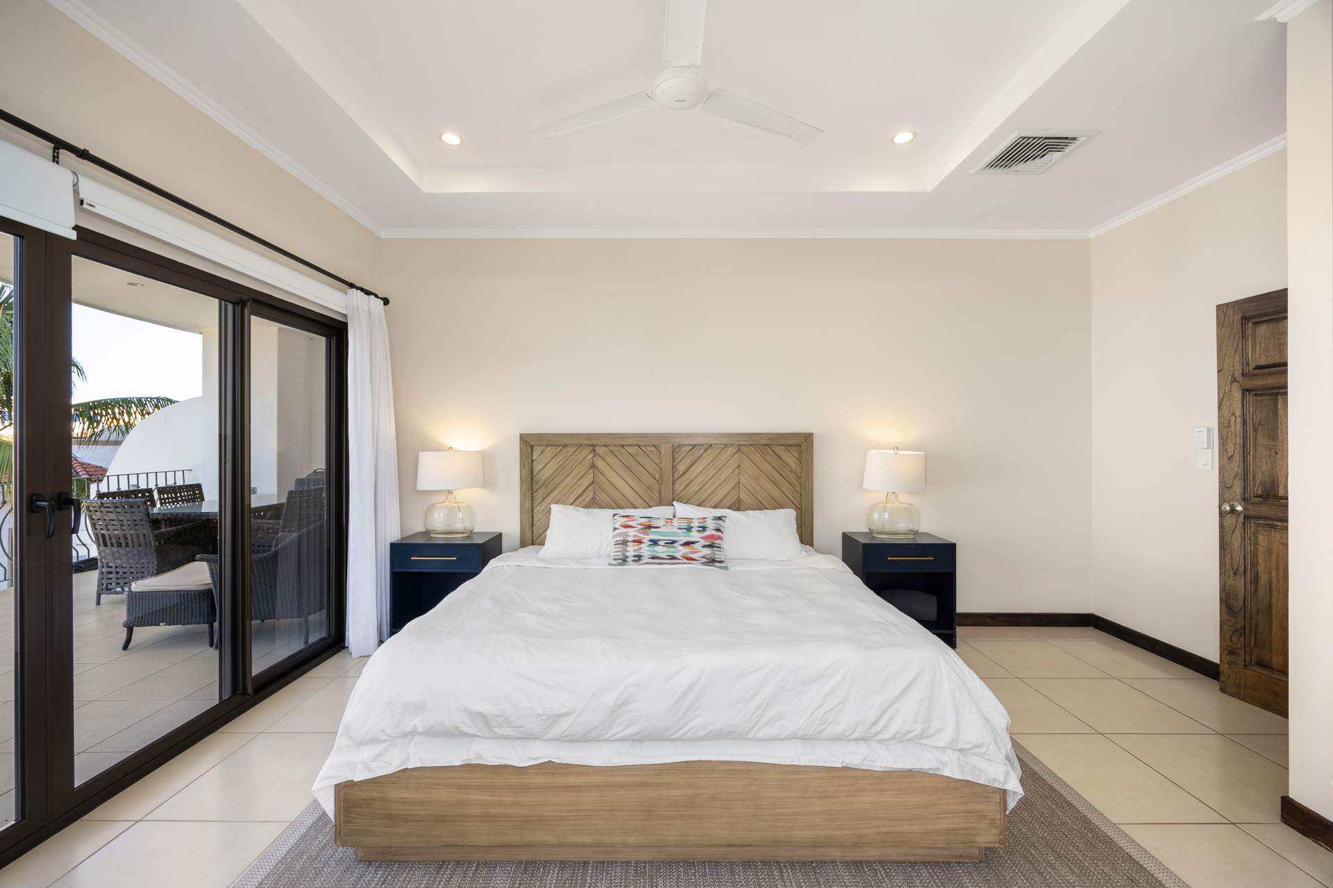 2 bed Condo For Sale in Playa Flamingo, Guanacaste - thumb 13