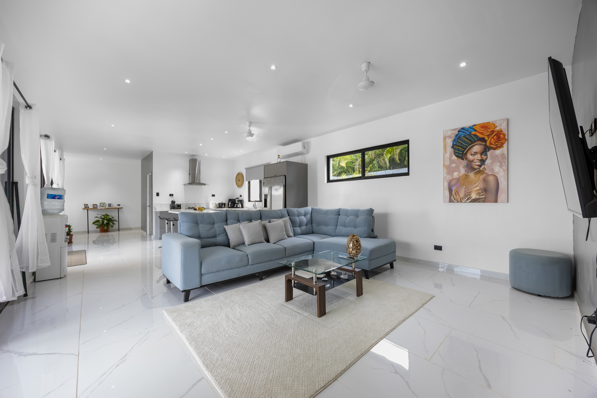 4 bed Single Family Homes For Sale in Playa Potrero, Guanacaste - thumb 2