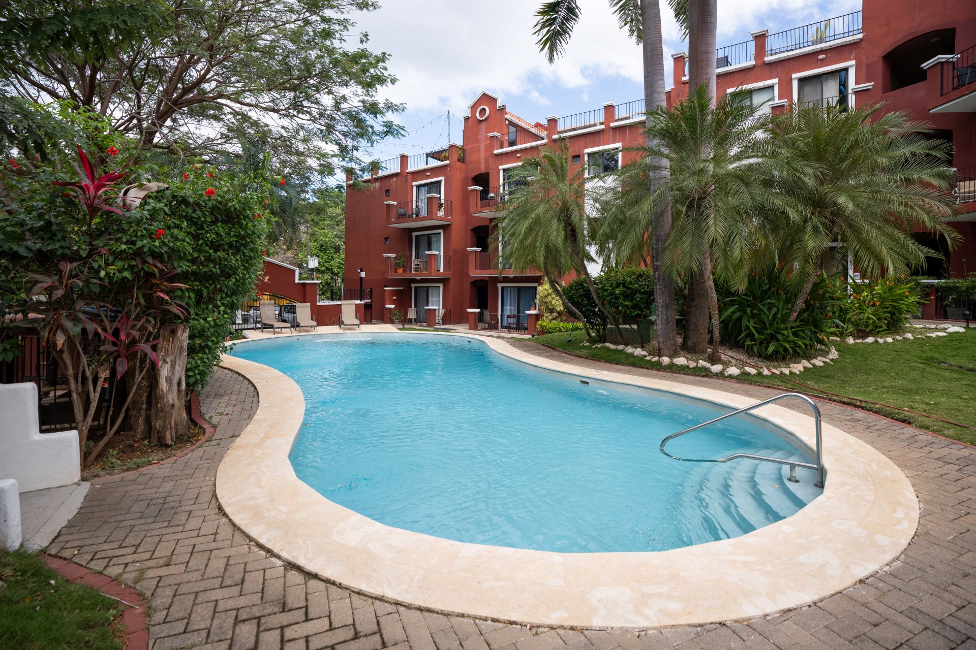 2 bed Condo For Sale in Tamarindo, Guanacaste - thumb 1