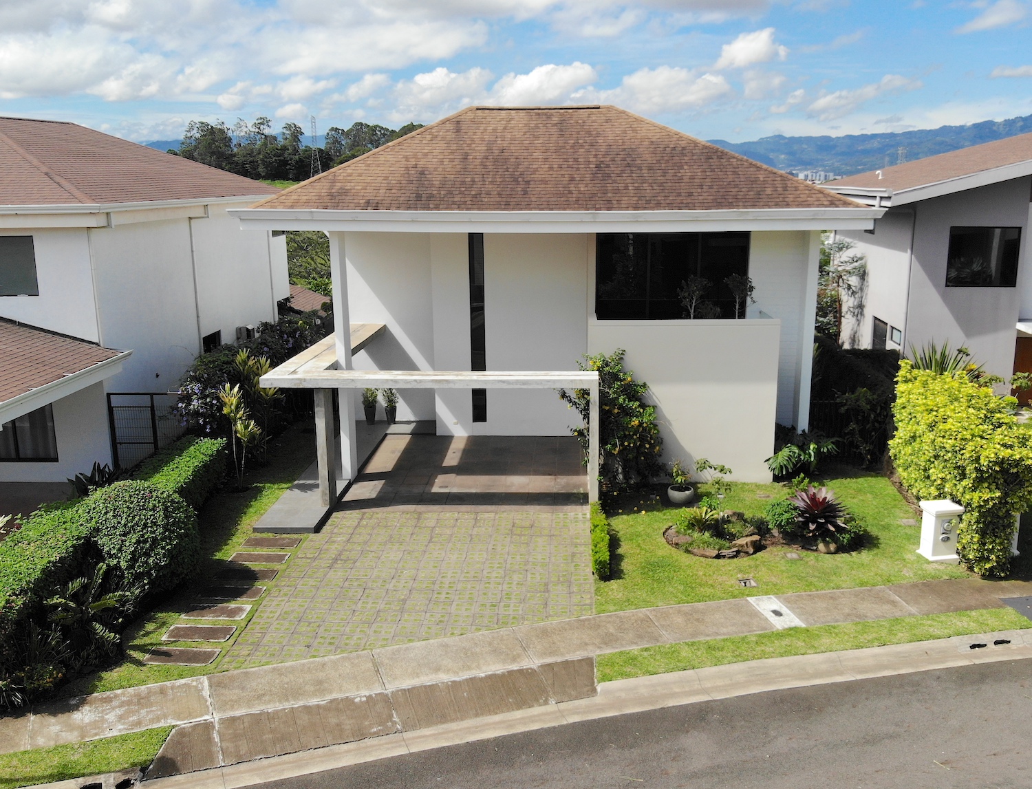 3 bed Single Family Homes For Sale in Santo Domingo, Heredia - thumb 29