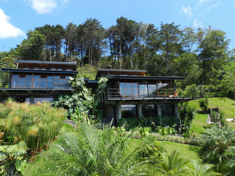 6 bed Single Family Homes For Sale in San Jose, San Jose - 1