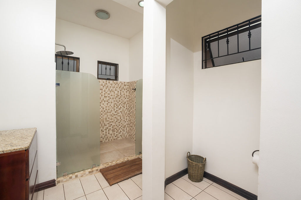 4 bed Single Family Homes For Sale in Playa Potrero, Guanacaste - thumb 17