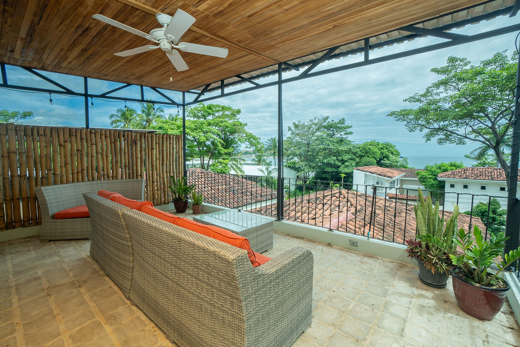 4 bed Single Family Homes For Sale in Playa Potrero, Guanacaste - thumb 4