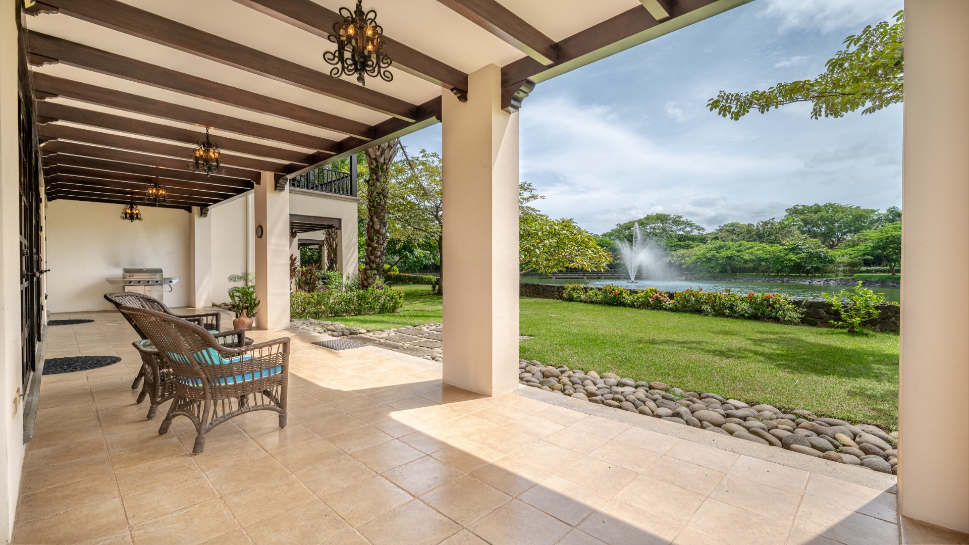 10.-Lago-de-Palma-Real-249-Costa-Rica-Condo.jpg