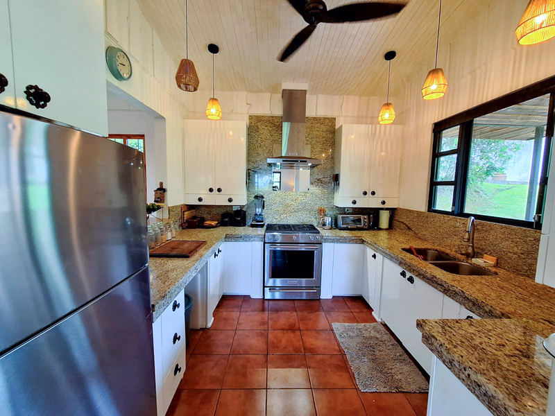 3 bed Single Family Homes For Sale in Perez Zeledon, San Jose - hero 7