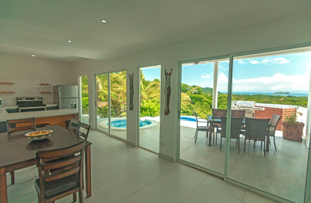 2 bed Single Family Homes For Sale in Playas Del Coco, Guanacaste - thumb 4