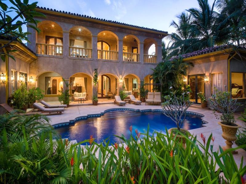 6 bed Single Family Homes For Sale in Tamarindo, Guanacaste - 1