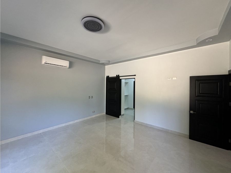 10 bed Single Family Homes For Sale in Playas Del Coco, Guanacaste - thumb 10