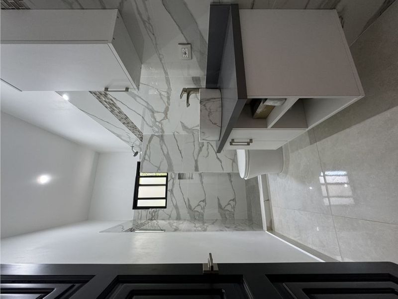 10 bed Single Family Homes For Sale in Playas Del Coco, Guanacaste - photo 15