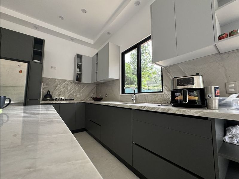 10 bed Single Family Homes For Sale in Playas Del Coco, Guanacaste - photo 7