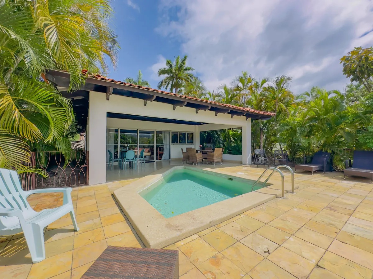 3 bed Condo For Sale in Hermosa, Guanacaste - thumb 2