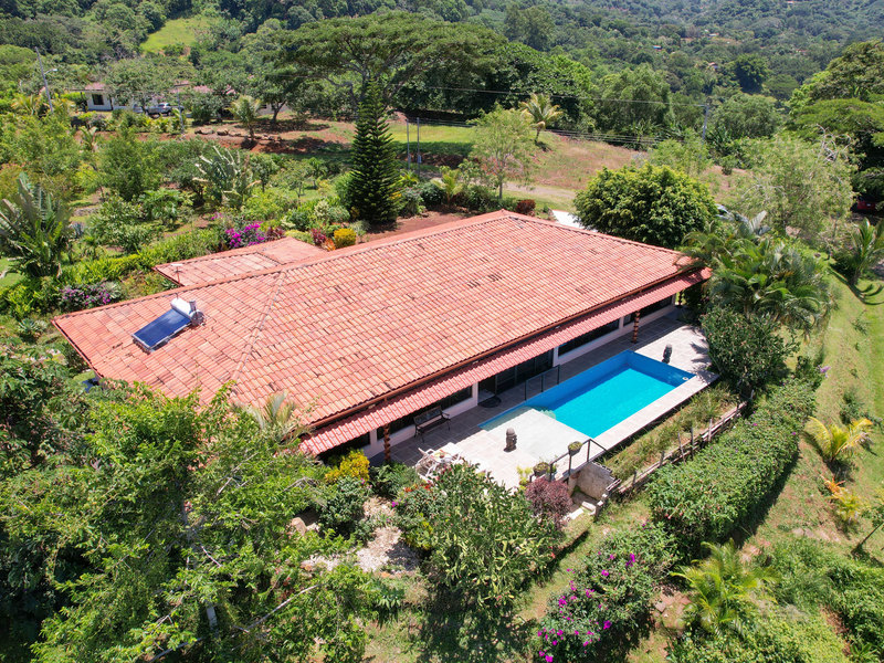 5 bed Single Family Homes For Sale in Atenas, Alajuela - 1