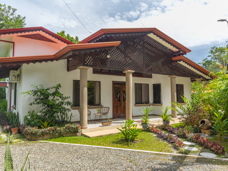 4 bed Single Family Homes For Sale in Puerto Viejo, Limón - 1