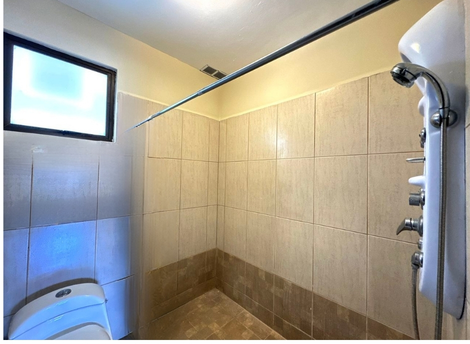 3 bed Single Family Homes For Sale in Santa Ana, San Jose - thumb 16