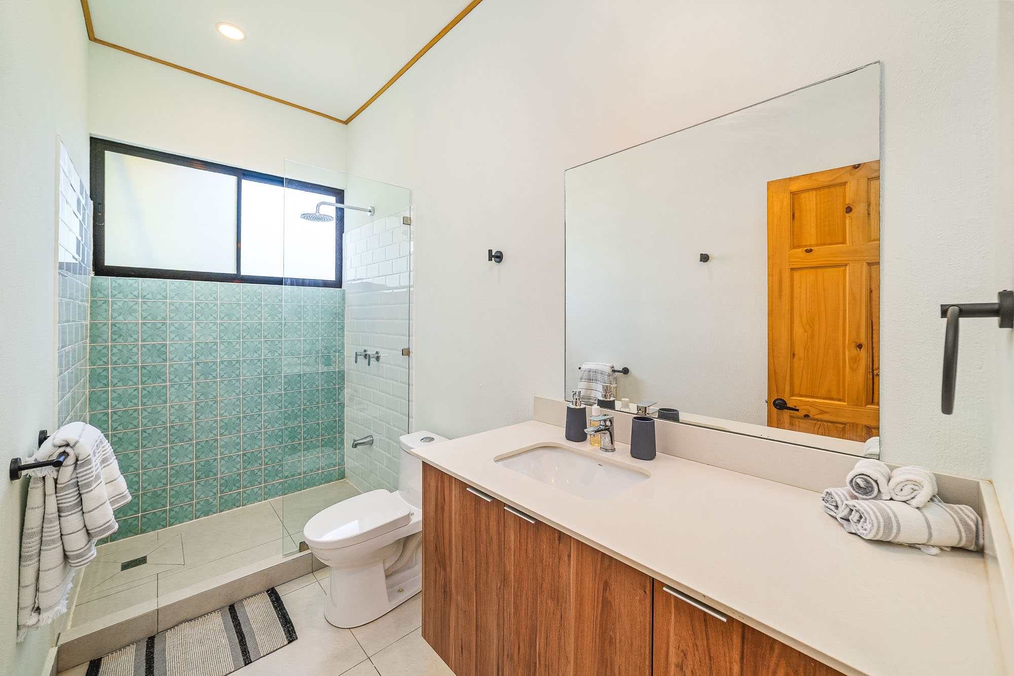 3 bed Single Family Homes For Sale in Playa Negra, Guanacaste - thumb 9