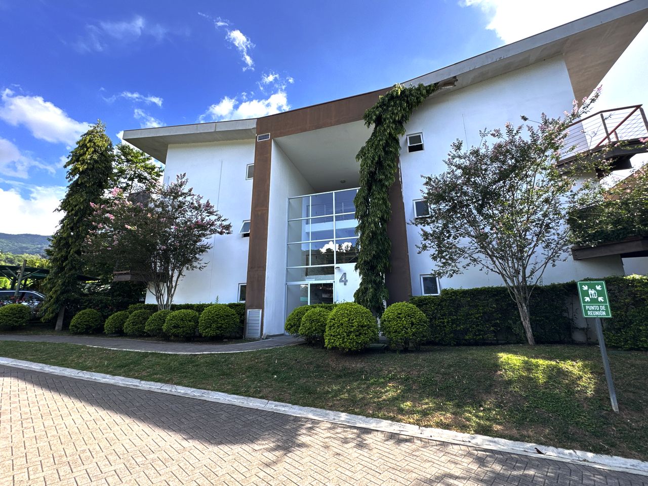 2 bed Apartment For Sale in Santa Ana, San Jose - thumb 23